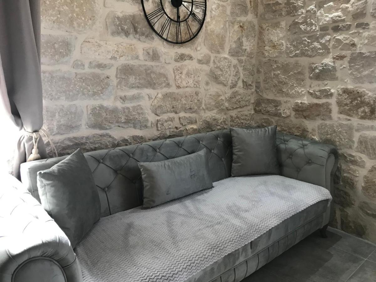 Stone House Chiara Seaview Apartamento Funtana Exterior foto