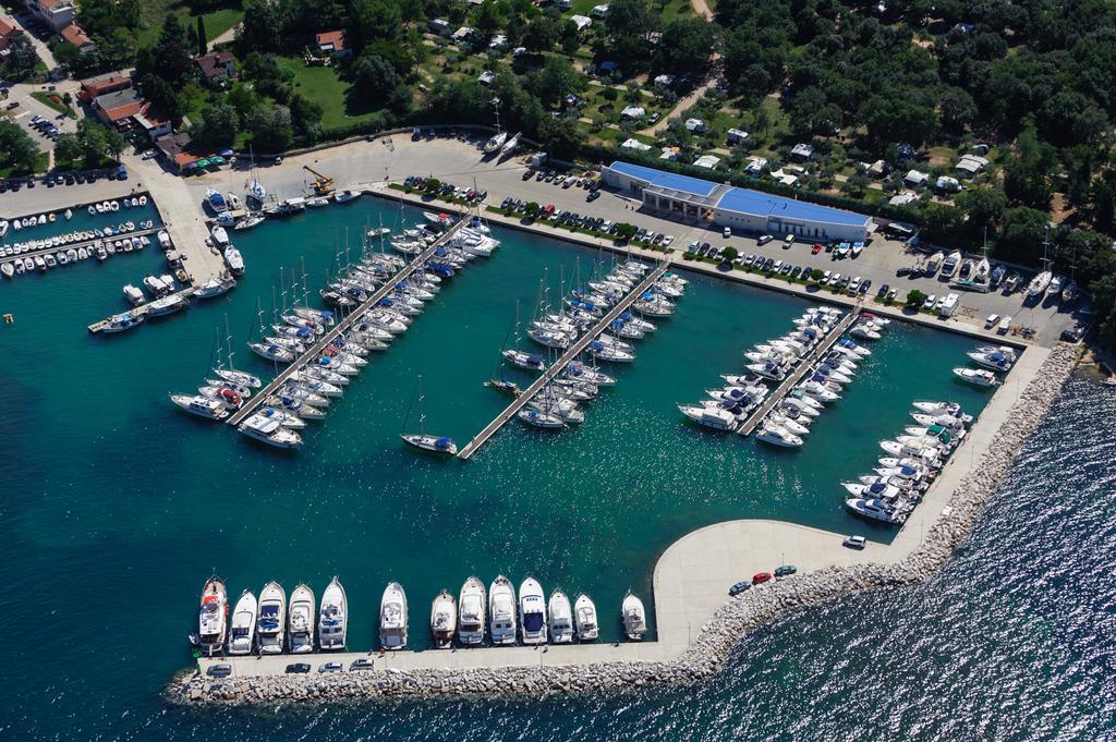 Stone House Chiara Seaview Apartamento Funtana Exterior foto